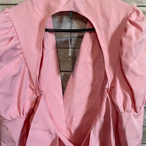Pretty Little Thing Dusty Pink Bow Detail Open BackBlazer Dress Size 6 - Picture 7 of 7